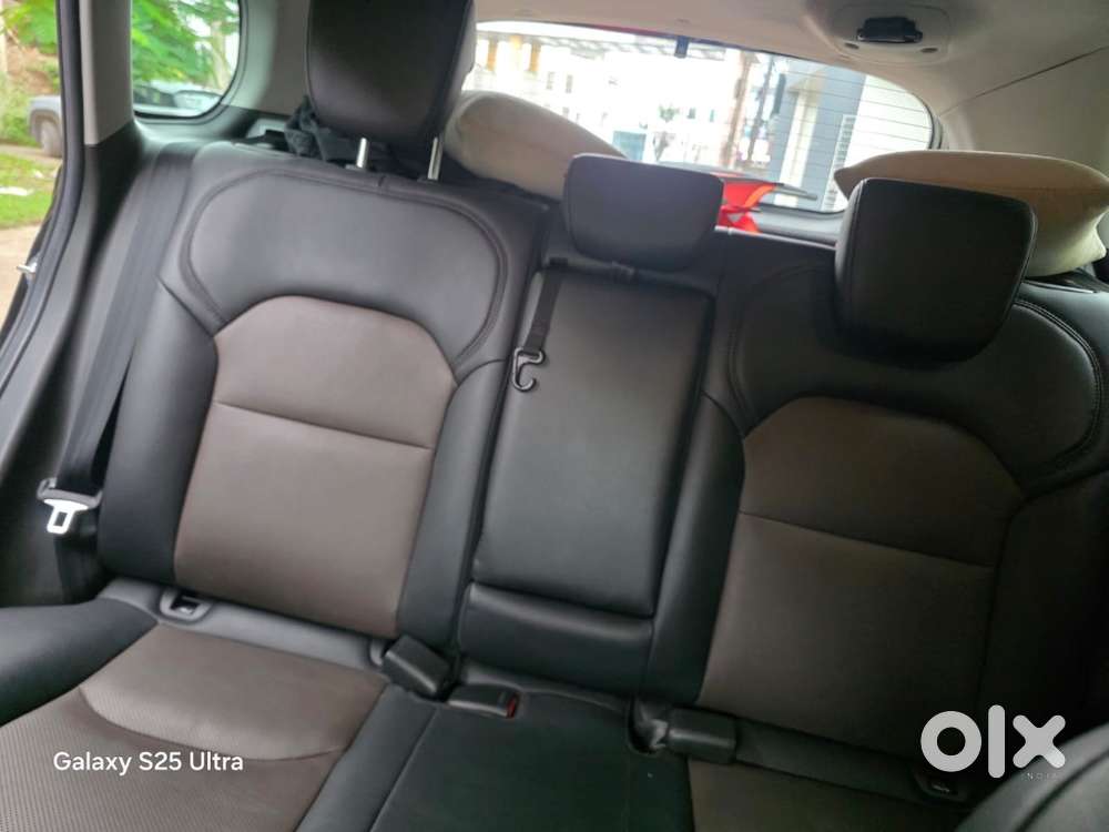 For Sale – 2025 Toyota Urban Cruiser Hyryder G Hybrid Top Model