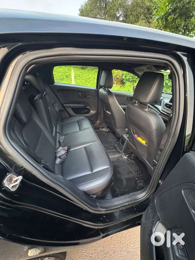 Tata Altroz 1.2 Xza Petrol Dct, 2022, Petrol