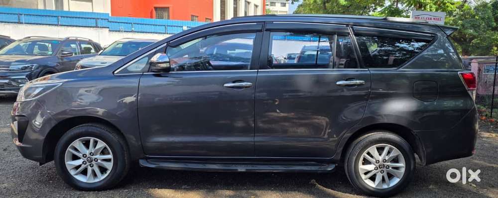 Toyota Innova Crysta 2.4 V, 2017, Diesel