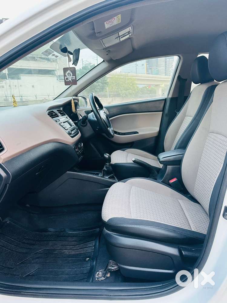 Hyundai I20 Sportz 1.2 Vtvt, 2017, Cng & Hybrids