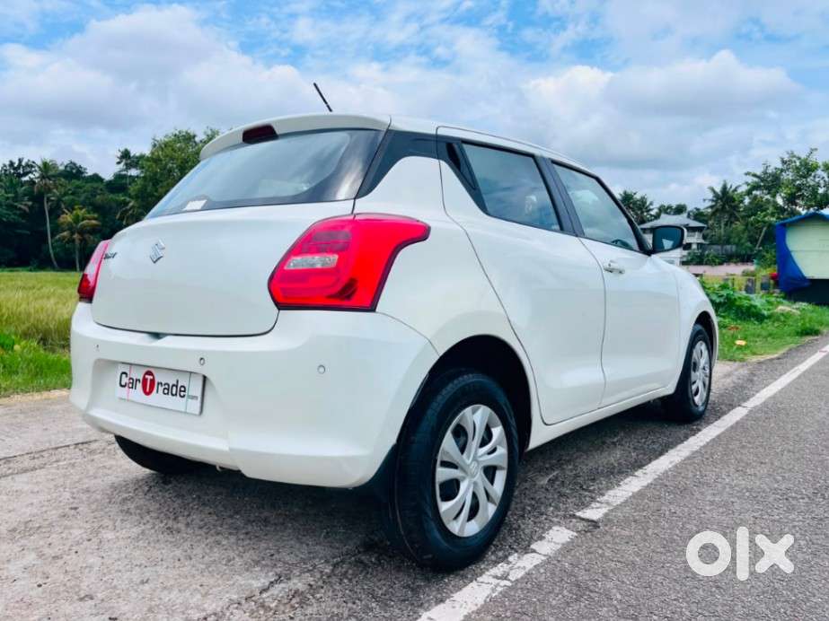 Maruti Suzuki Swift Vxi 1.2 Abs Bs-iv, 2022, Petrol