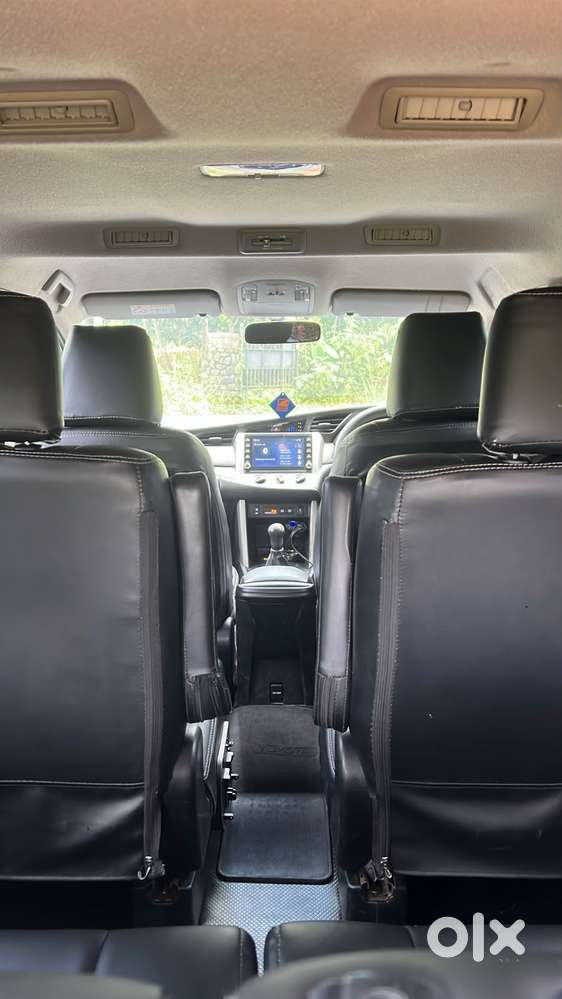 Toyota Innova Crysta 2.4 G Mt, 2021, Diesel
