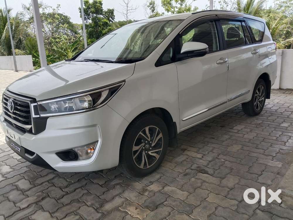 Toyota Innova Crysta 2026 Model Diesel 6000 Km Driven