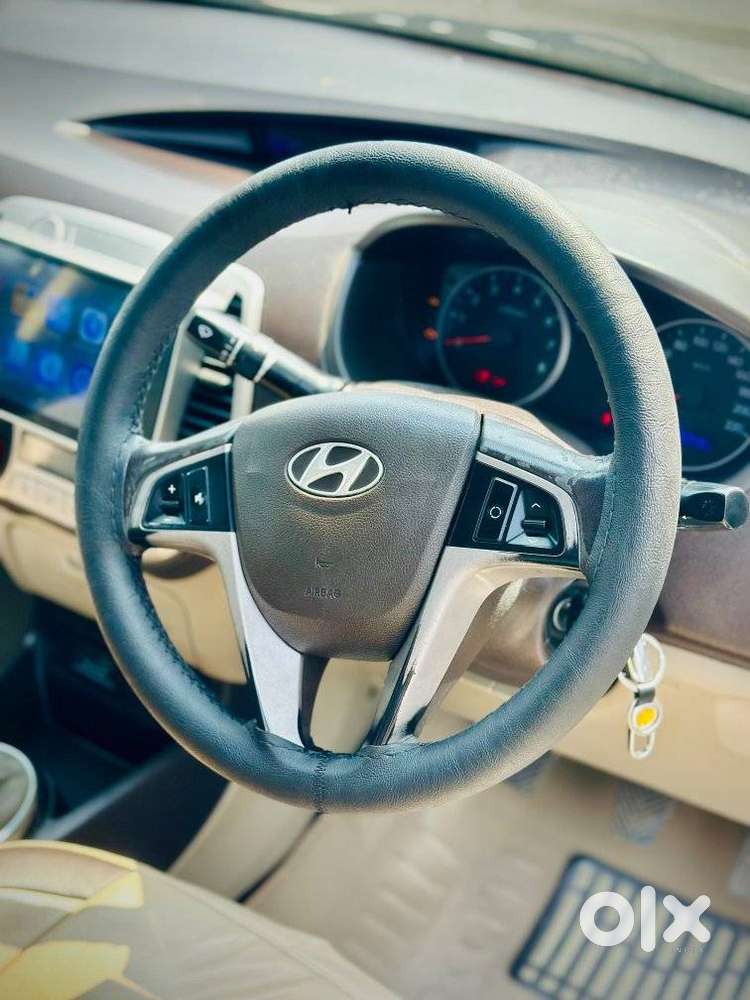 Hyundai I20 1.2 Asta, 2010, Cng & Hybrids