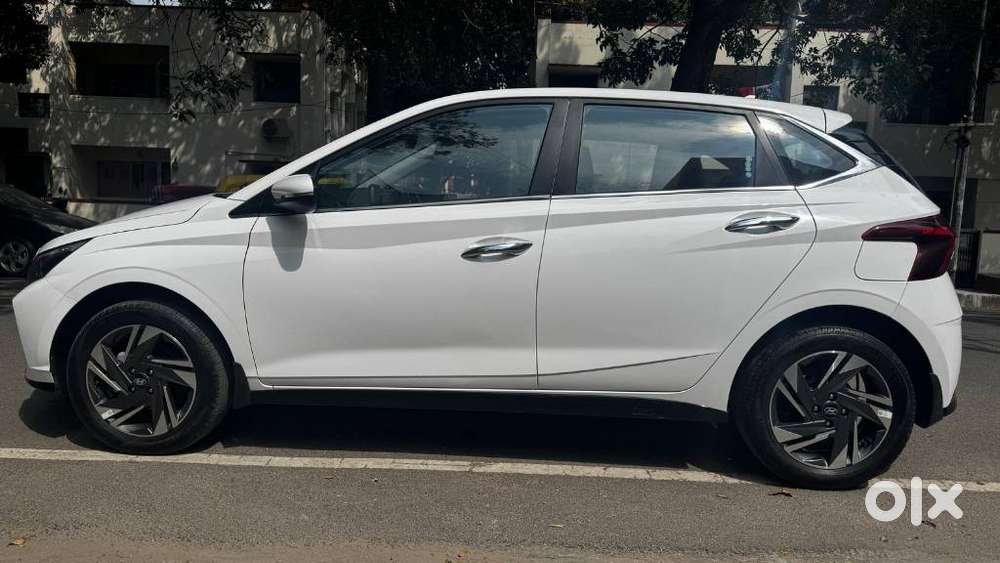 Hyundai New I20 1.0 Asta Turbo Dct Dual Tone, 2023, Petrol