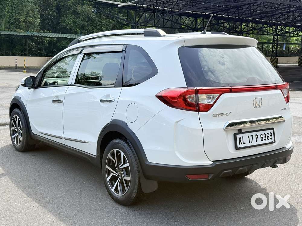 Honda Br-v I-vtec E Mt, 2016, Petrol