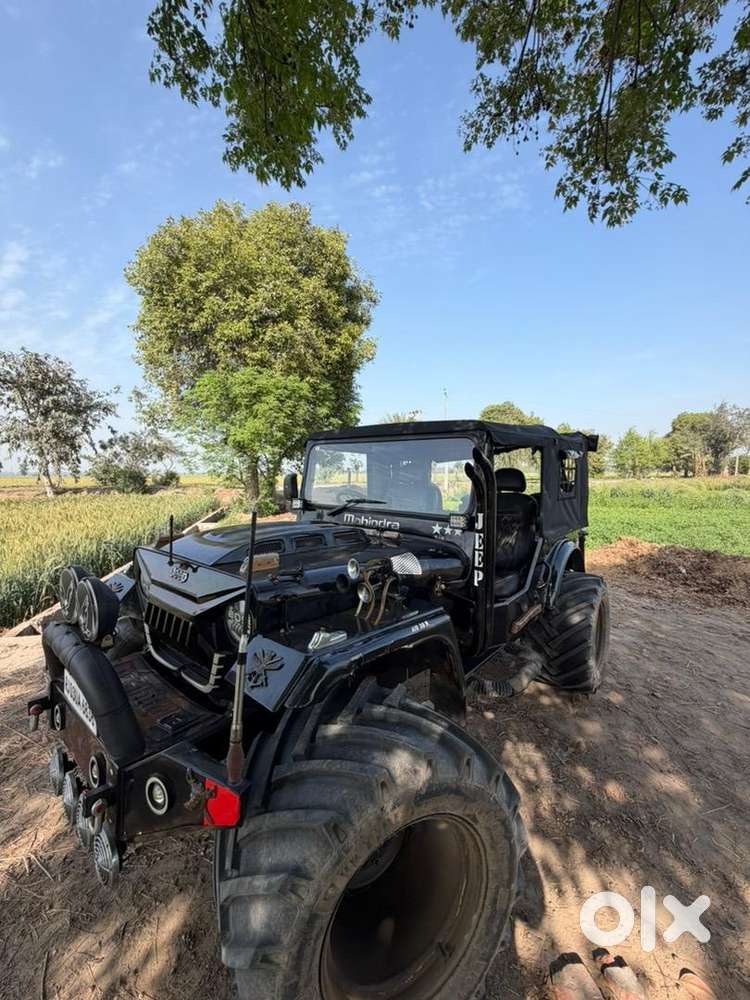 Mahindra Diesel Jeep1979