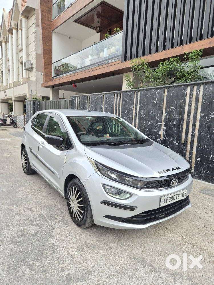 Tata Altroz 1.2 Xt(o) Turbo, 2020, Petrol