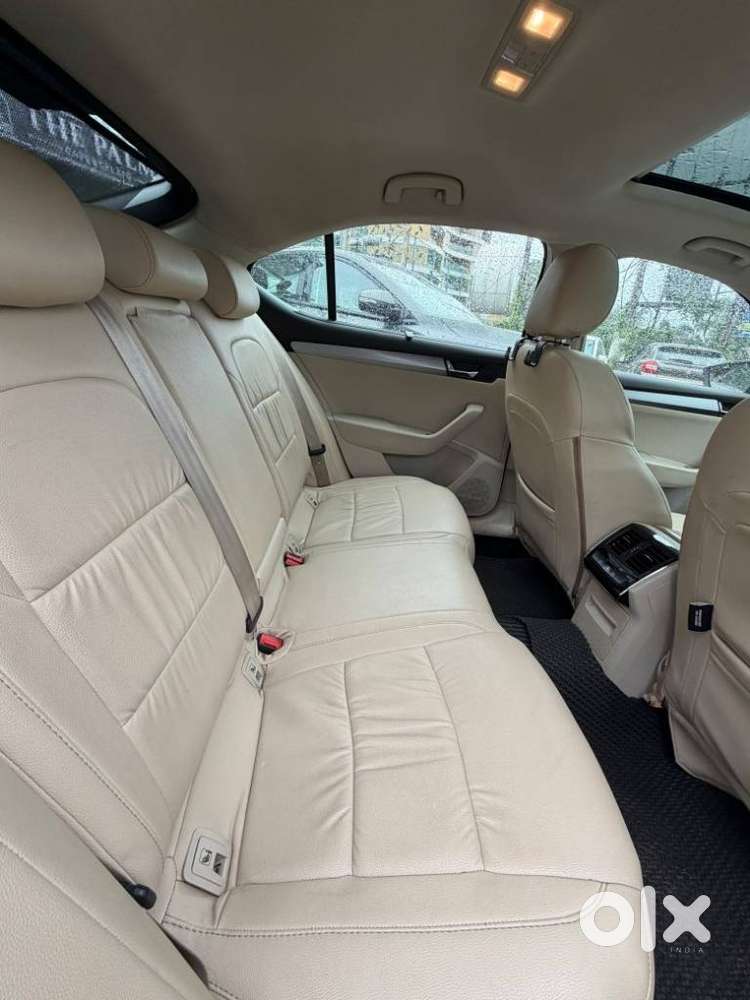 Skoda Superb Style 1.8 Tsi Mt, 2018, Petrol