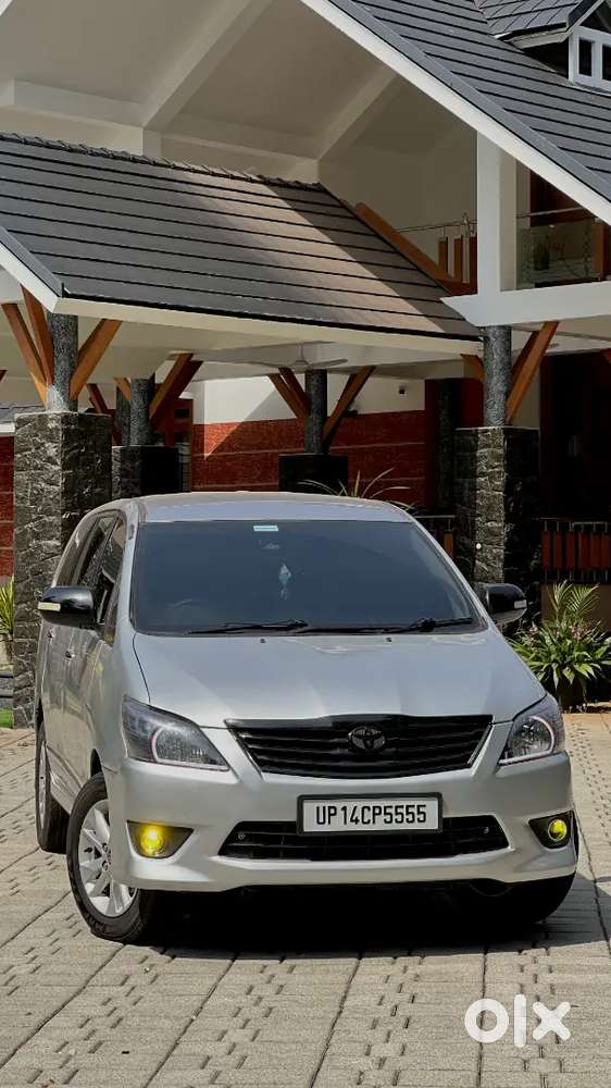Toyota Innova 2.5 G4 2015