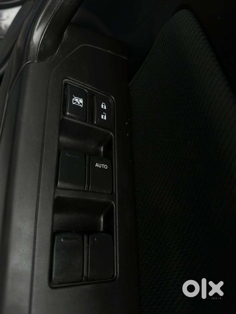 Maruti Suzuki Brezza, 2022, Petrol