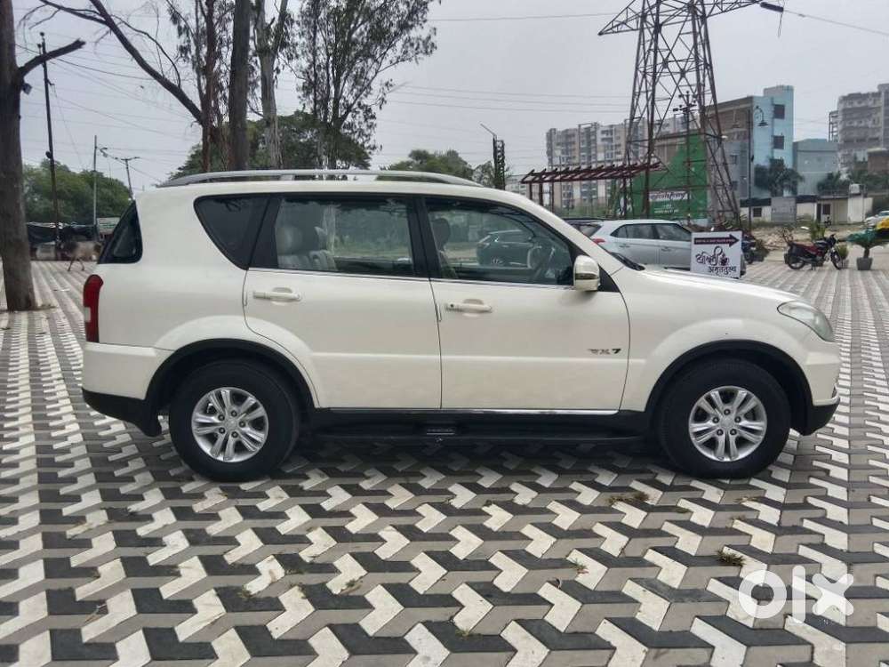 Mahindra Ssangyong Rexton Rx7, 2015, Diesel