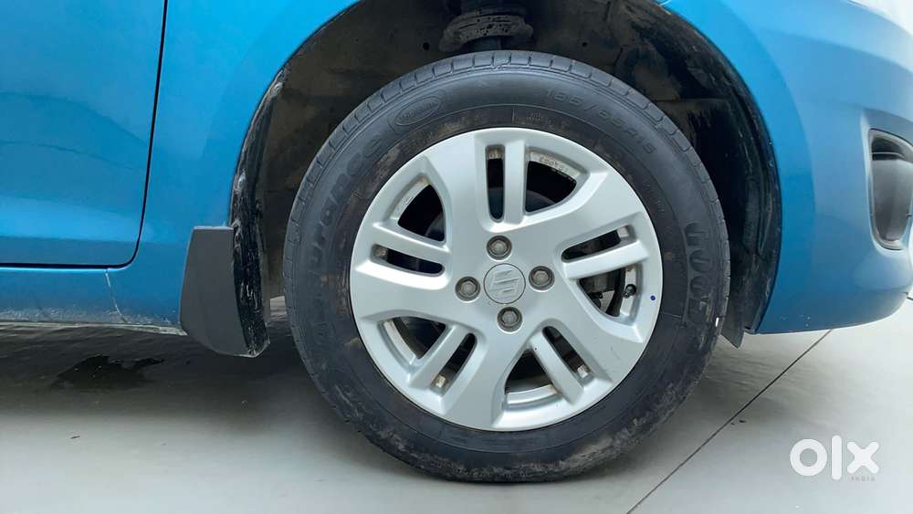 Maruti Suzuki Swift Dzire 1.2 Zxi, 2012, Petrol