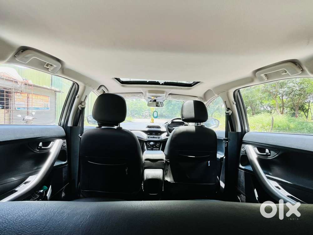Tata Nexon 1.2 Revotron Xm (s), 2020, Cng & Hybrids