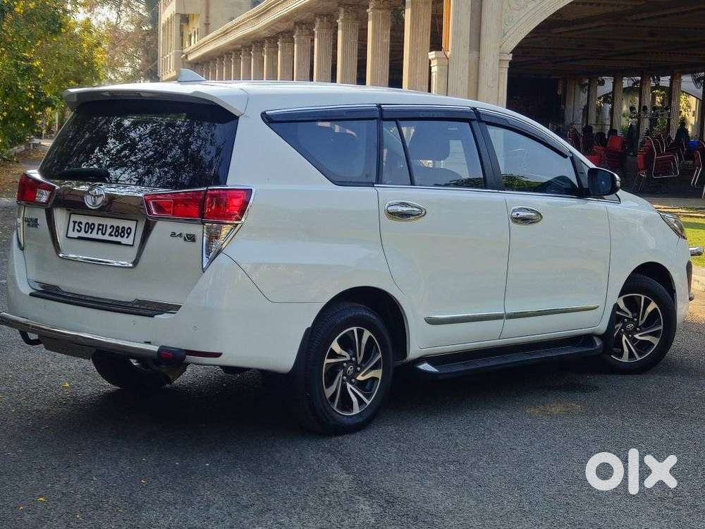 Toyota Innova Crysta 2.4 V 8 Str, 2021, Diesel