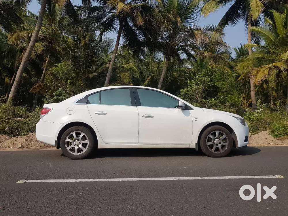 Chevrolet Cruze 2010 Diesel Well Maintained