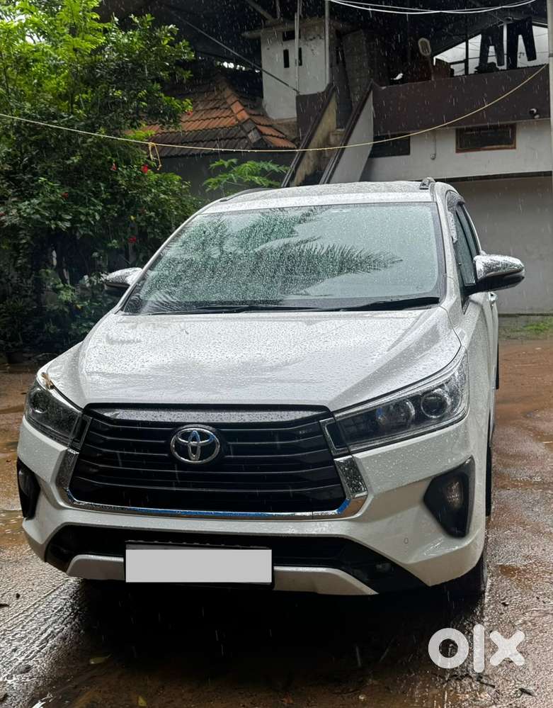 Toyota Innova Crysta 2021