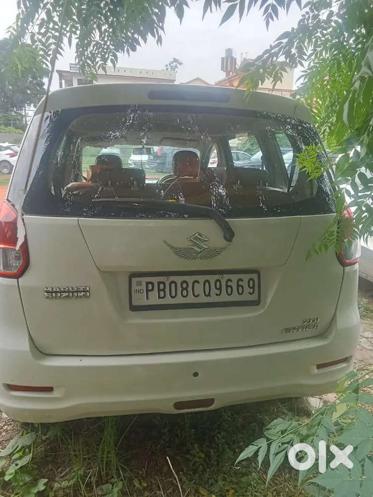 Maruti Suzuki Ertiga 1.5 Zdi Manual 2014
