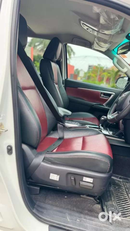 Toyota Fortuner Legender, 2024, Diesel