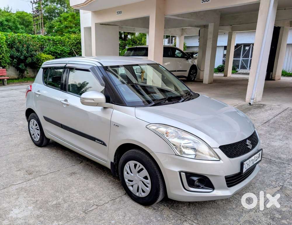 Maruti Suzuki Swift Vxi Optional, 2016, Petrol