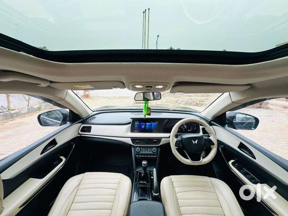 Mahindra Xuv700 2.2 Ax 5 Diesel Mt 7 Str, 2022, Diesel