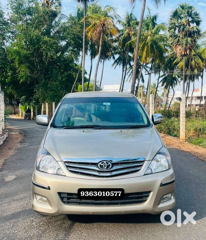 Toyota Innova 2.5 V 7 Str, 2010, Diesel