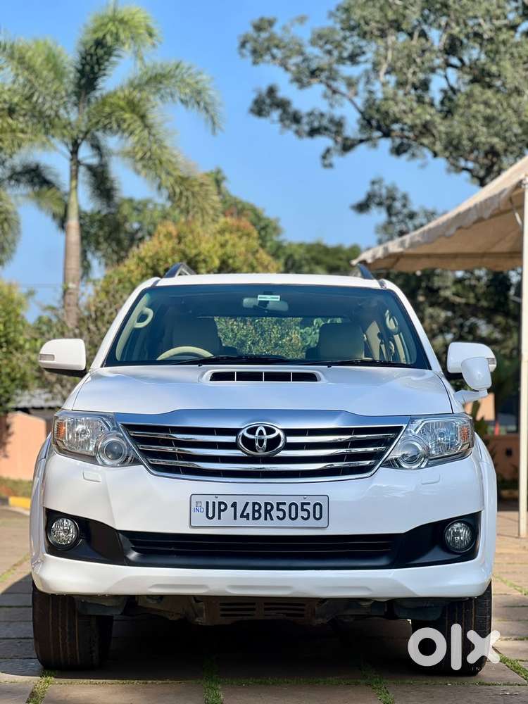 Toyota Fortuner 3.0 4x4 Manual, 2012, Diesel