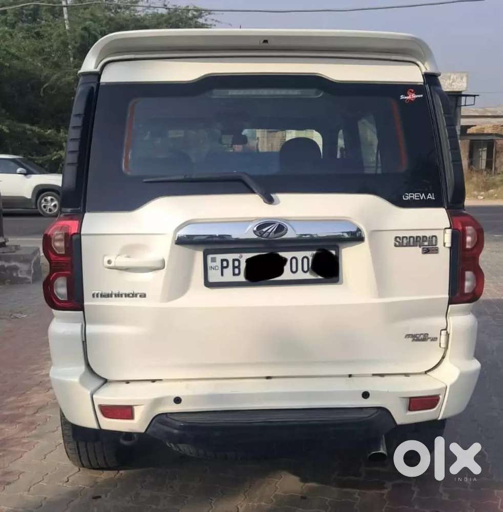 Mahindra Scorpio Classic 2018 Diesel 99000 Km Driven
