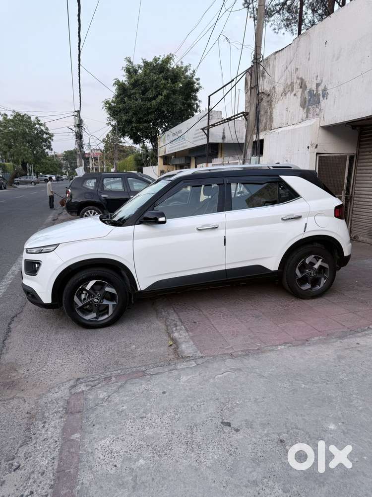 Hyundai Venue, 2019, Petrol