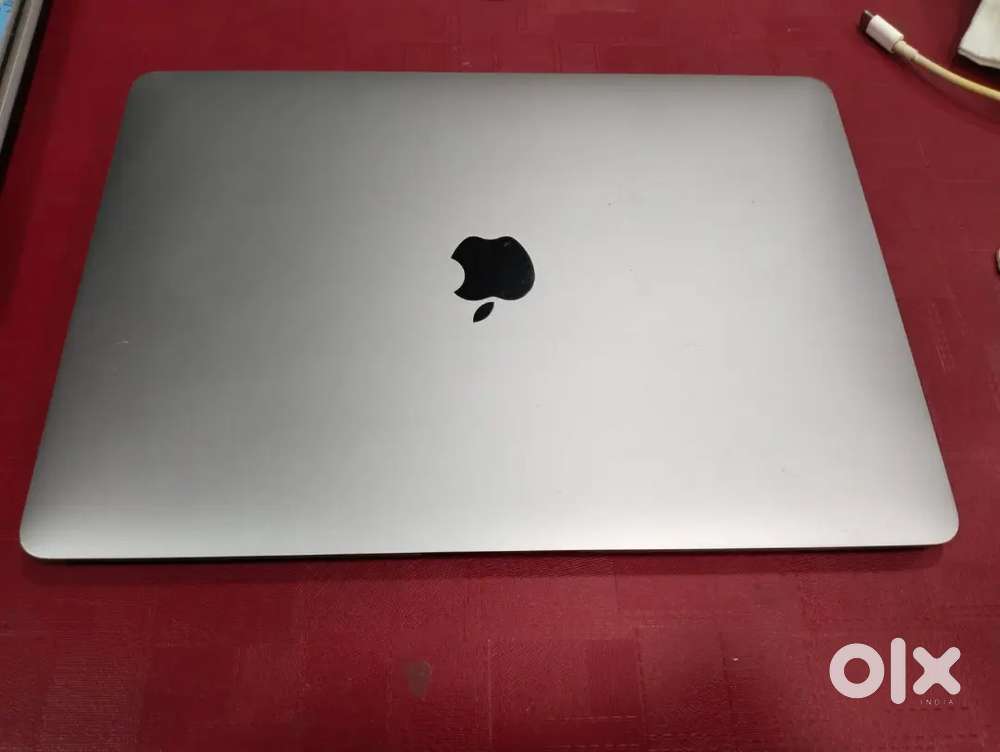 Macbook air a2337 screen damage - Computers & Laptops in undefined