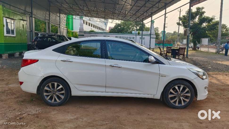 Hyundai Verna [ ] Fluidic 4s 1.6 Crdi Sx (o) At, 2015