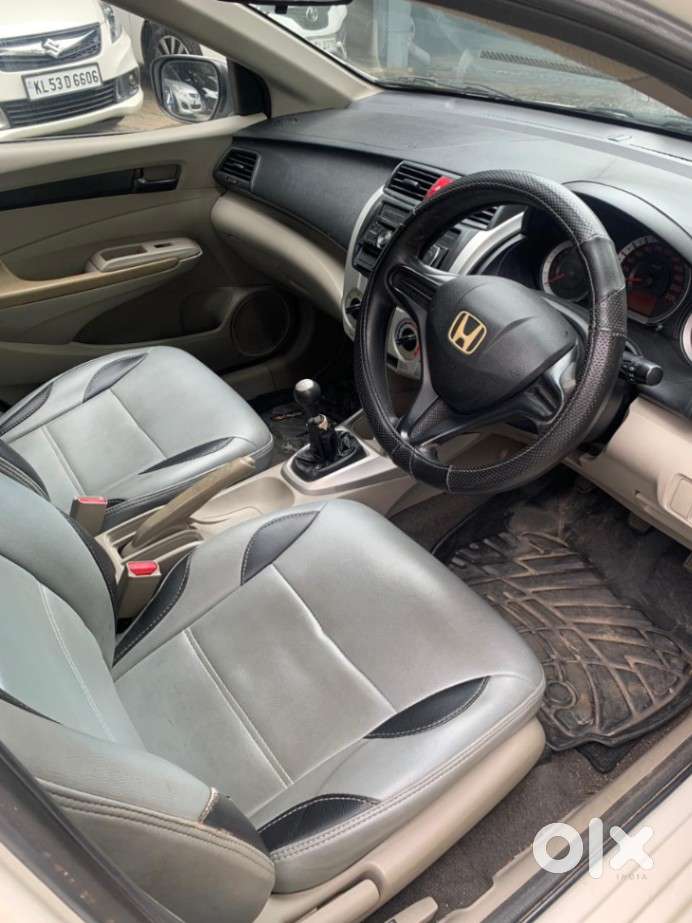 Honda City 1.5 E Mt, 2010, Petrol