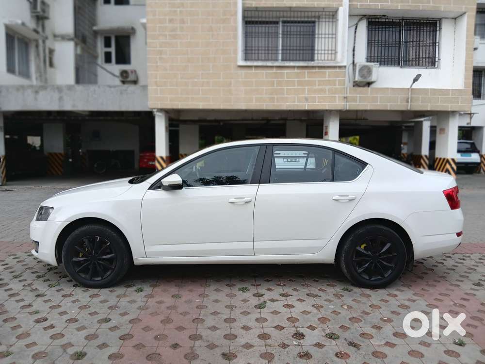 Skoda Octavia 1.9 Elegance Tdi, 2015, Diesel