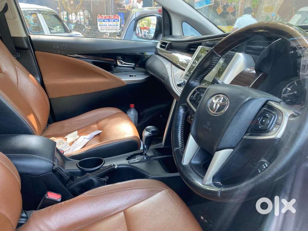 Toyota Innova Crysta 2.8z Automatic, 2017, Diesel