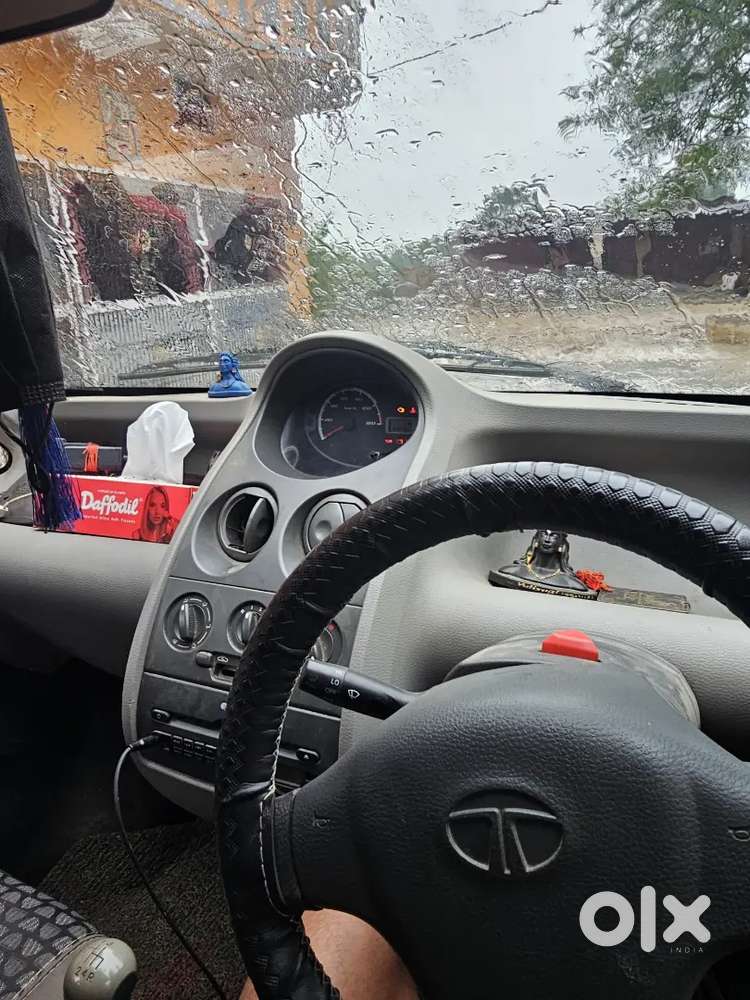 Tata Nano 2011