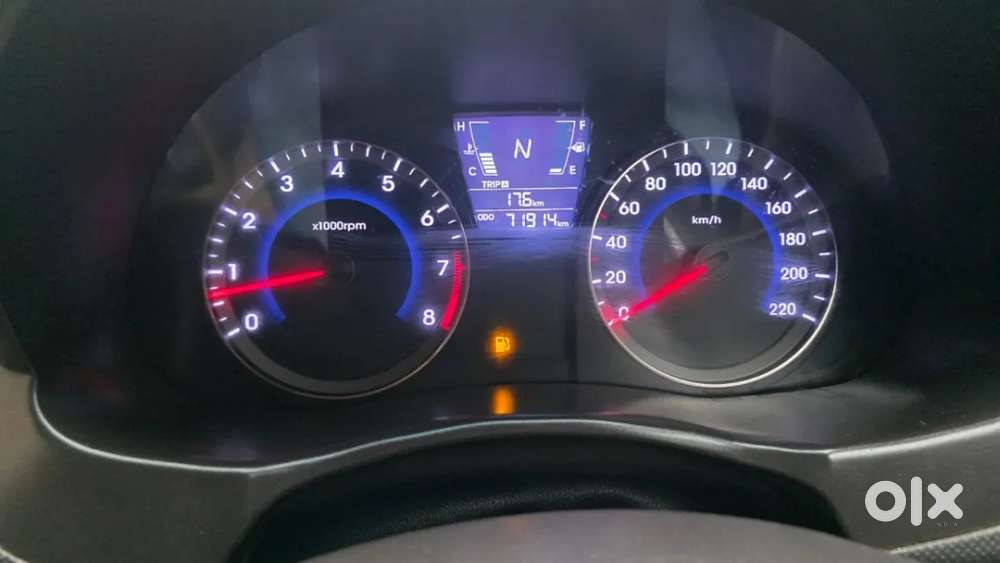Hyundai Verna 1.6 Sx Vtvt (o) At, 2016, Petrol