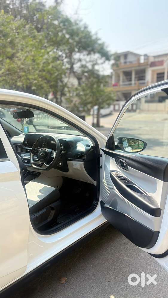 Hyundai New I20 2024 Petrol 22000 Km Driven