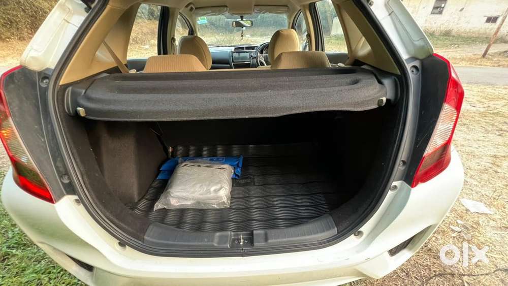 Honda Jazz V Cvt, 2017, Petrol