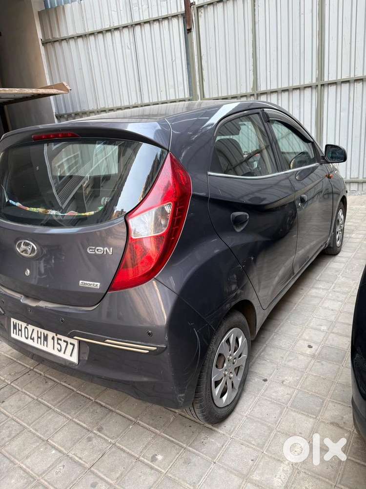 Hyundai Eon Petrol 24000 Km Driven