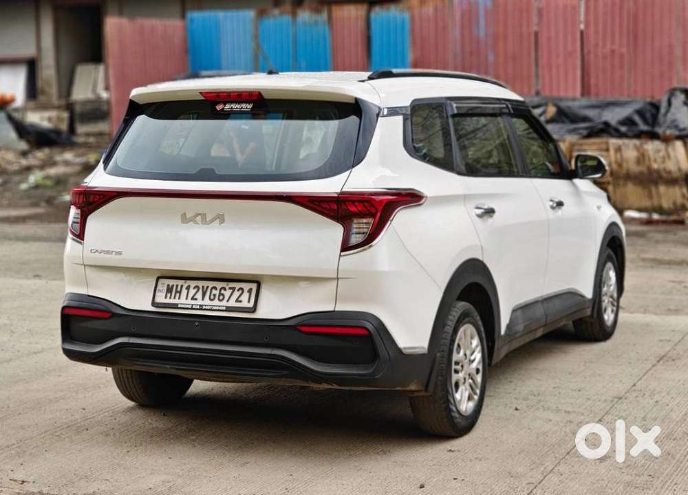 Kia Carens G 1.5 6mt Premium (o) 7-seater, 2023, Electric