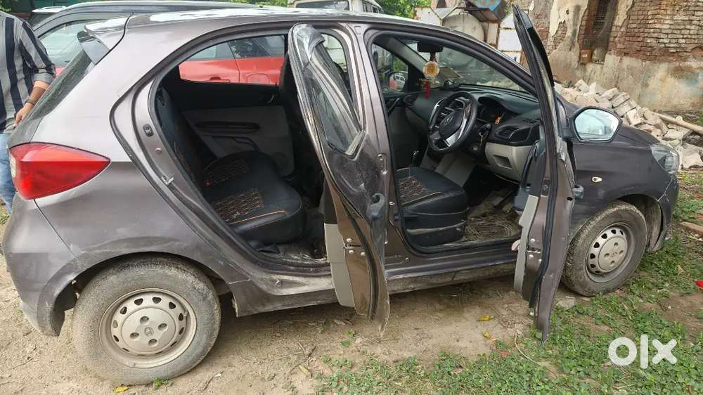 Tata Tiago Xm 2017 Model