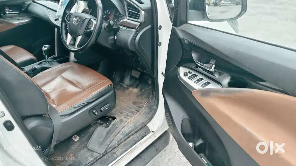 Toyota Innova Crysta 2017 Diesel Automatic