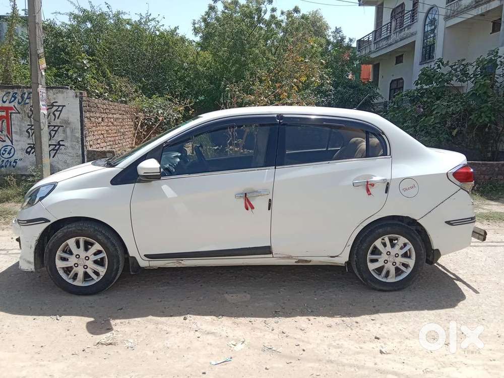 Honda Amaze 2016 Diesel Well Maintained