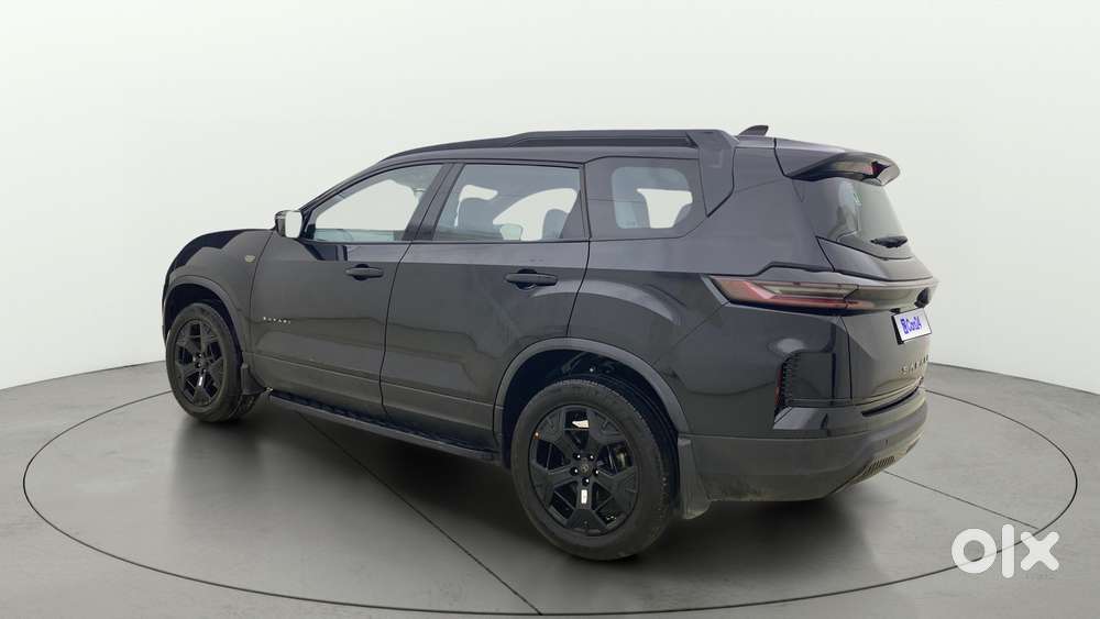 Tata Safari Accomplished Dark Edition, 2024, Diesel