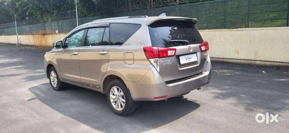 Toyota Innova Crysta 2.4 V, 2017, Diesel