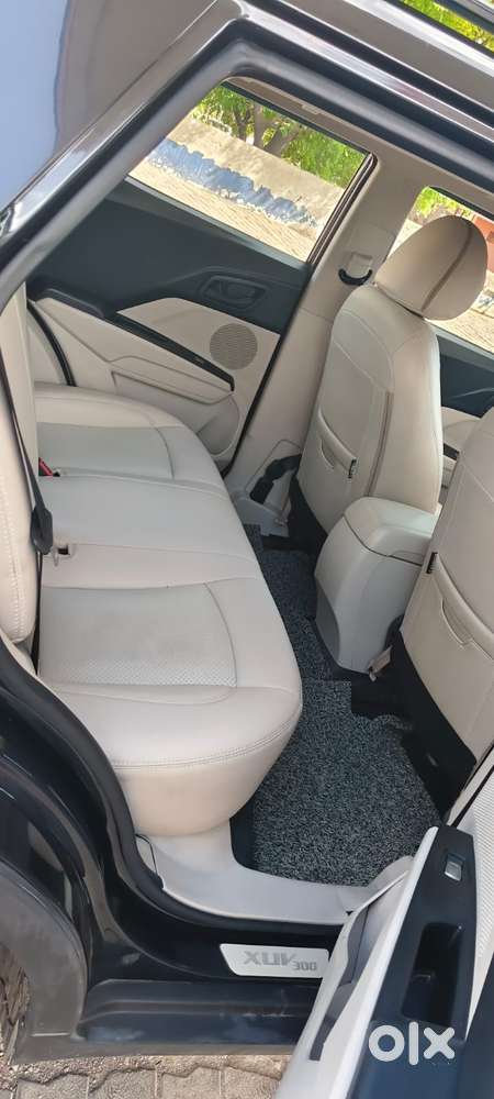 Mahindra Xuv300 W6 Diesel, 2023, Diesel