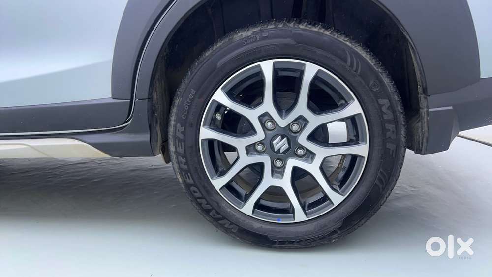 Maruti Suzuki Xl6 1.5 Alpha Plus Mt, 2025, Petrol