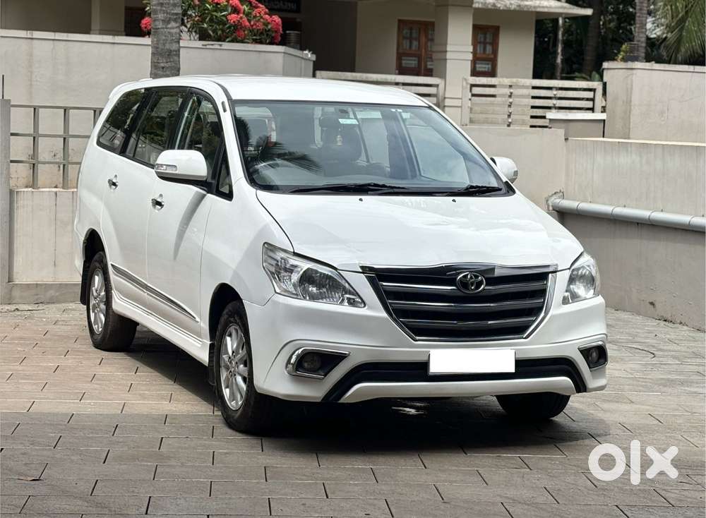 Toyota Innova 2.5 Vx 7 Seater Bs Iv, 2014, Diesel