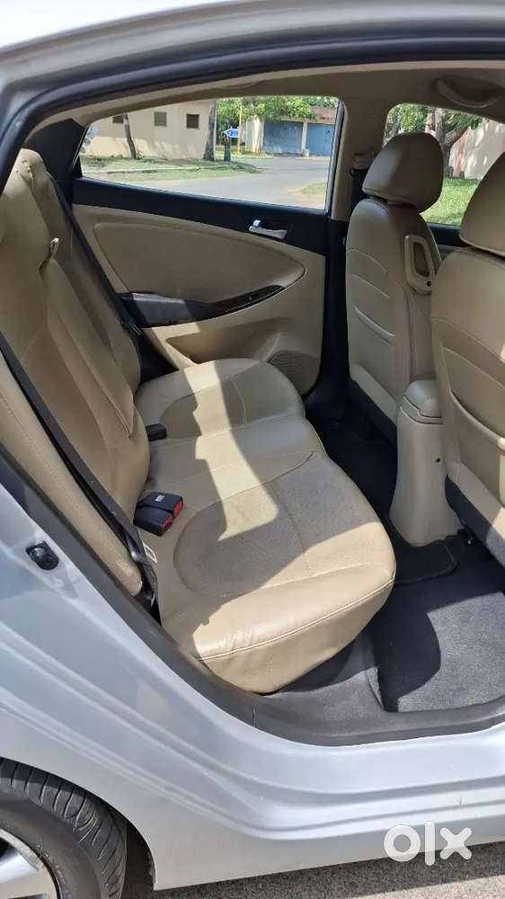 Urgent Sell ( Single Owner 2015 Model 88000 Km Driven Company Serives