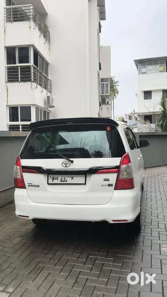 Toyota Innova 2008 Diesel 250000 Km